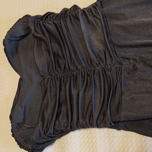 Express Gray Strapless Dress - Picture 3 of 7